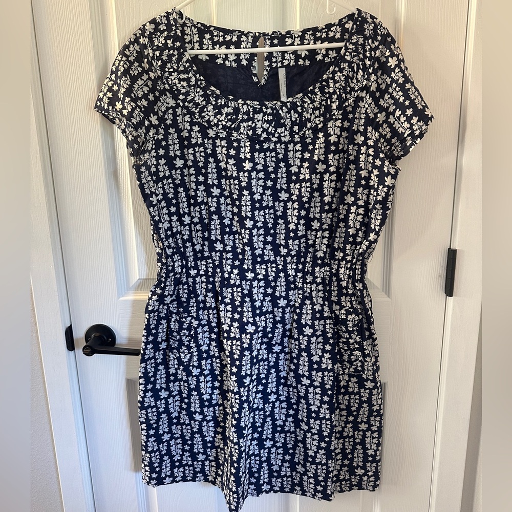 Old Navy Shirtdress with pockets